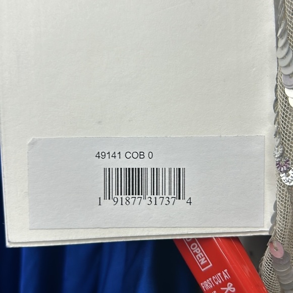 Mac Duggal 49141 NWT HIGH LOW ONE SHOULDER FLOWY GOWN - Picture 7 of 9